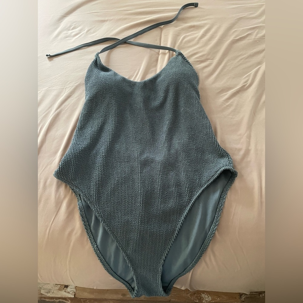 Hollister swim